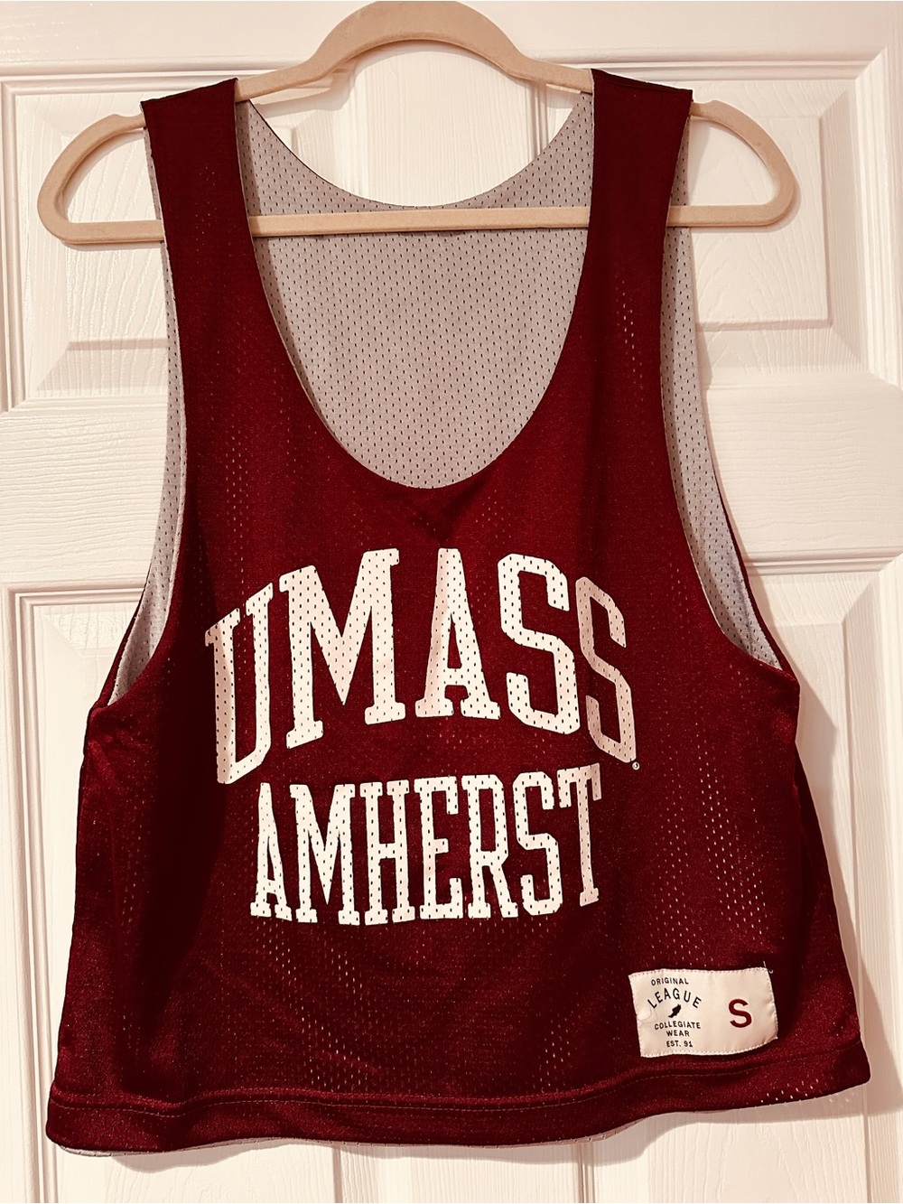 UMass Amherst Men's Maroon/Light Gray Reversible Lacrosse Pinney tank -Sm